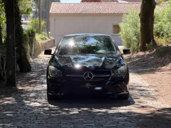 Mercedes-Benz CLA 200 CDI AMG Line 3
