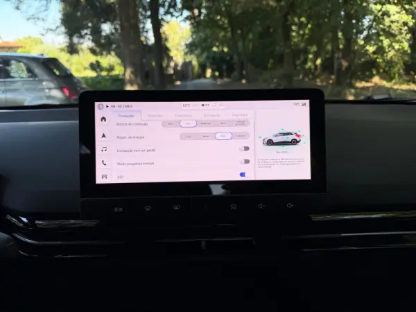 MG MG4 4 EV 64kWh XPower 27