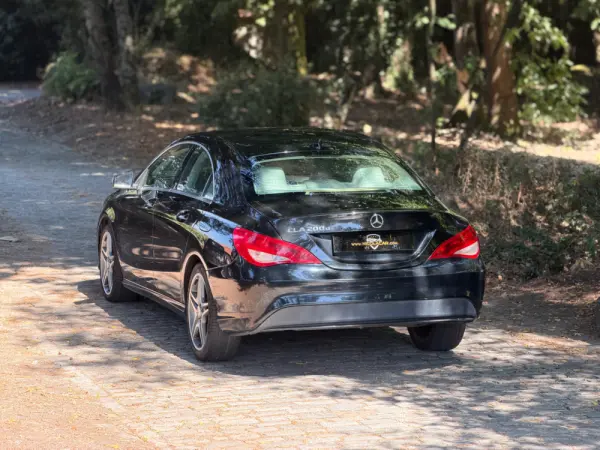 Mercedes-Benz CLA 200 CDI AMG Line 5