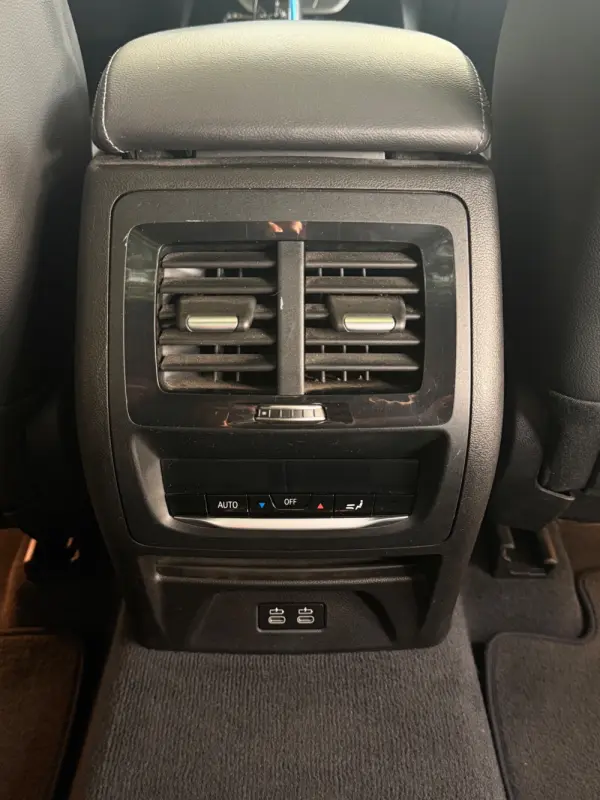 BMW iX3 M Sport Impressive 33