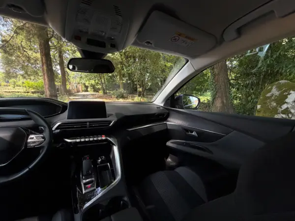 Peugeot 3008 1.2 PureTech Allure Pack EAT8 23