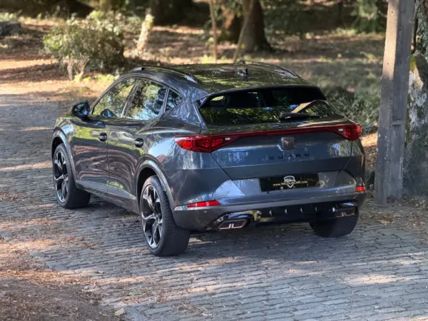 Cupra Formentor 1.4 e-Hybrid DSG 5