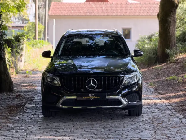 Mercedes-Benz GLC 220 d 4Matic 9G-TRONIC AMG Line 56