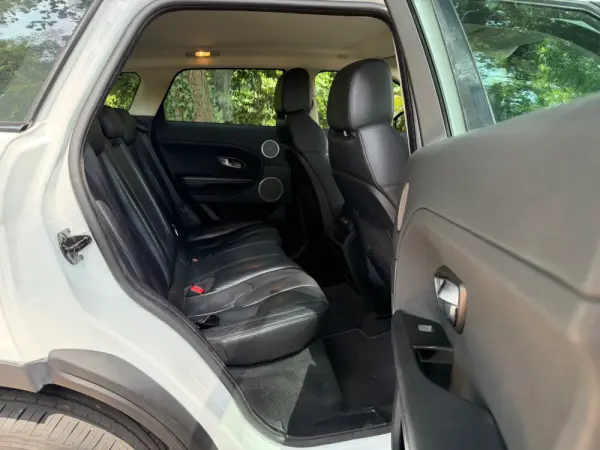 Land Rover Range Rover Evoque 31