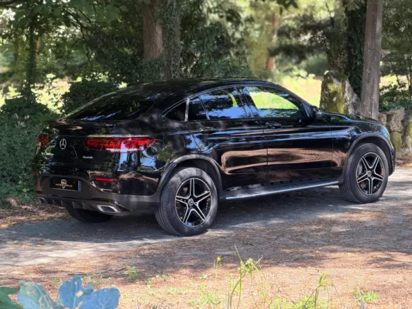 Mercedes-Benz GLC 300 de Coupé 4Matic 7