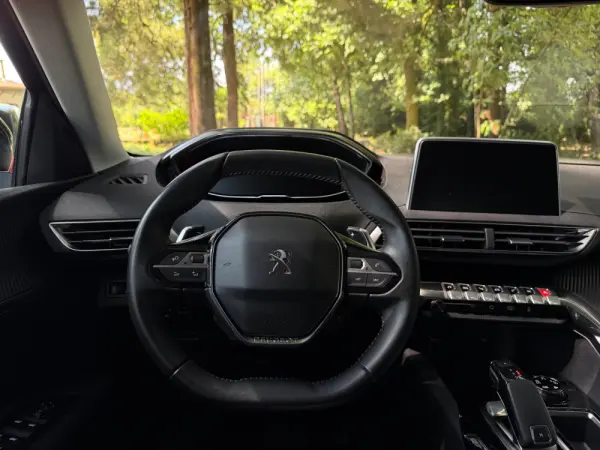 Peugeot 3008 1.2 PureTech Allure Pack EAT8 22