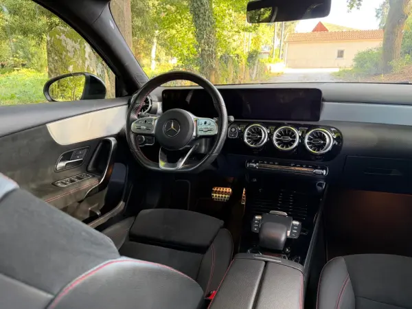 Mercedes-Benz A 180 d AMG Line Aut. 14