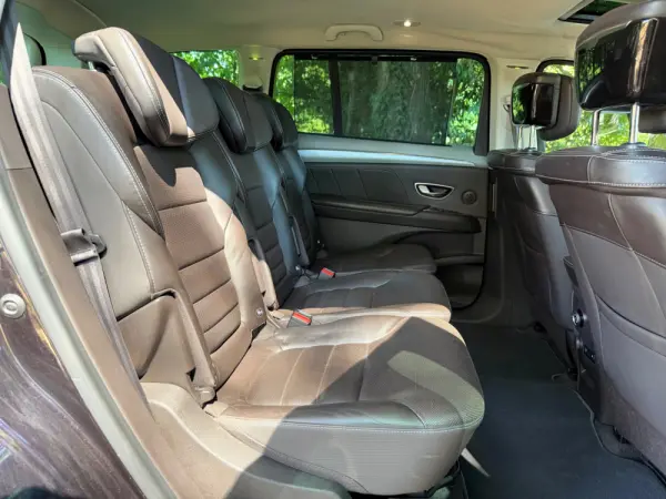Renault Espace 1.6 dCi Initiale Paris EDC 44