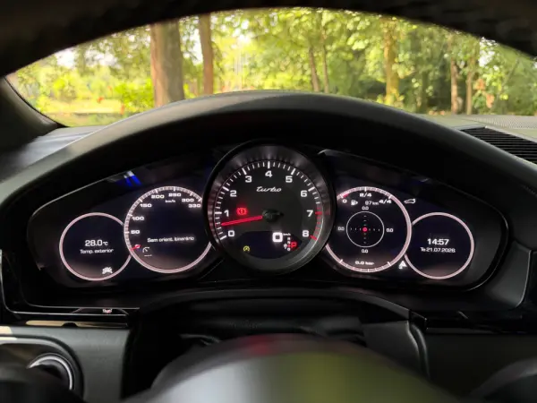 Porsche Cayenne Turbo 27