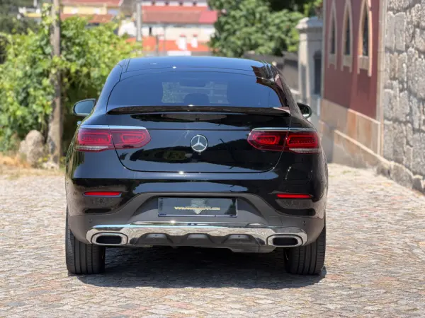 Mercedes-Benz GLC 300 de Coupé 4Matic 44