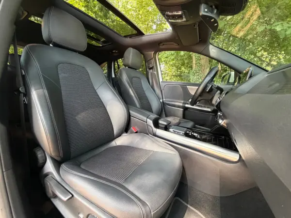 Mercedes-Benz GLA 250 e 8G-DCT Special Edition 53