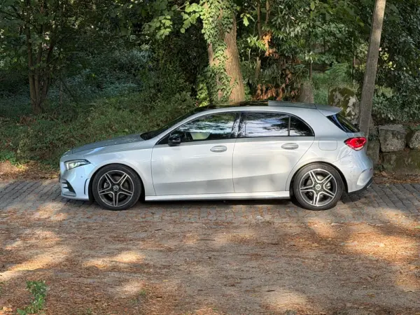 Mercedes-Benz A 180 d AMG Line Aut. 35