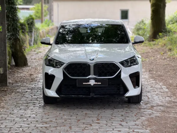 BMW X2 18 d sDrive Auto Pack M 3