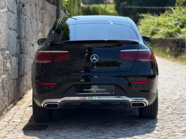 Mercedes-Benz GLC 300 de Coupé 4Matic 6