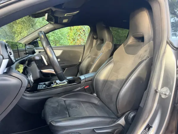 Mercedes-Benz CLA 250 e 8G-DCT Edition AMG Line 33