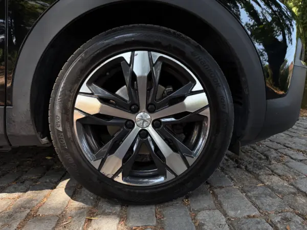 Peugeot 3008 1.2 PureTech Allure Pack EAT8 44