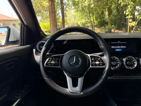 Mercedes-Benz GLA 250 e 8G-DCT Special Edition 21