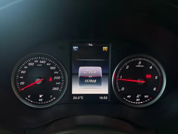 Mercedes-Benz C 200 d Avantgarde 20