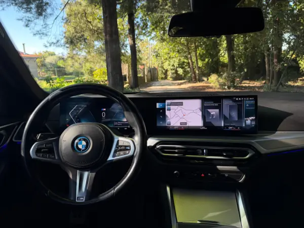 BMW i4 eDrive40 Desportiva M 16