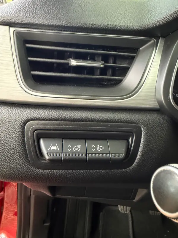 Renault Captur 1.0 TCe Exclusive 29