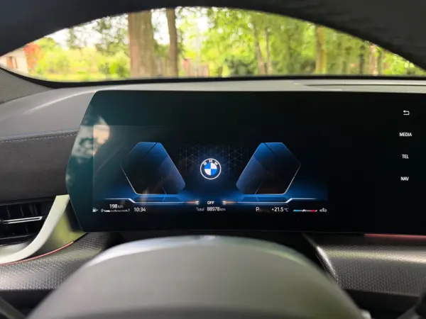 BMW X2 18 d sDrive Auto Pack M 23