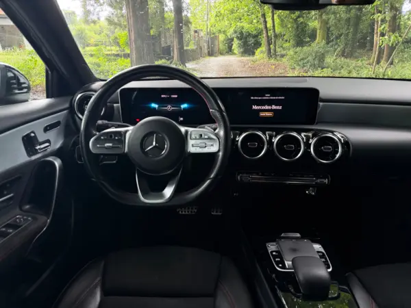 Mercedes-Benz A 180 d AMG Line Aut. 12