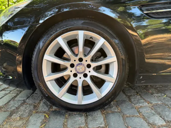 Mercedes-Benz SLK 200 Outro 9