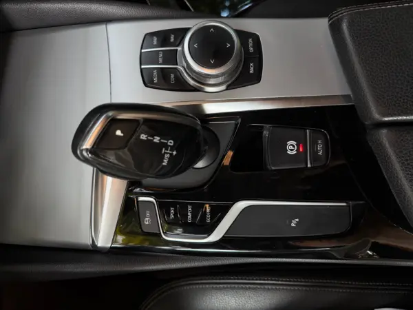 BMW 520 d Auto 29
