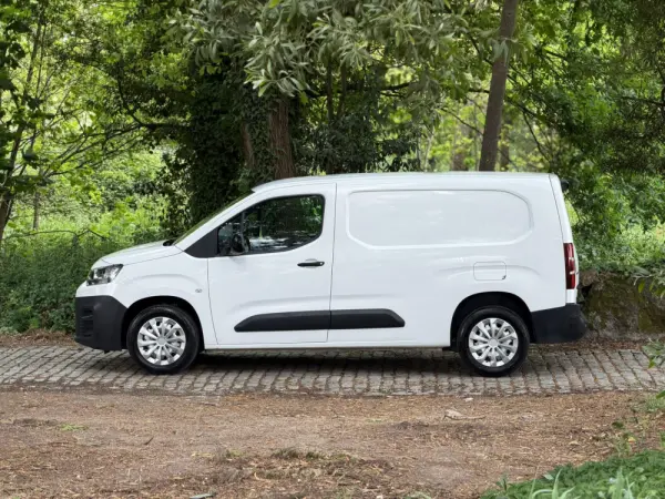 Citroen Berlingo 1.5 BlueHDi XL S&S EHZ EAT8 Control Variospace 13