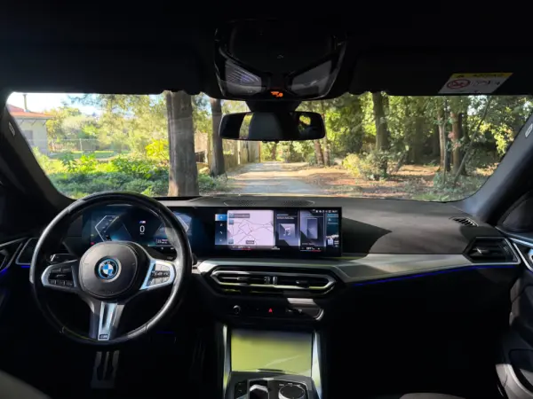 BMW i4 eDrive40 Desportiva M 15