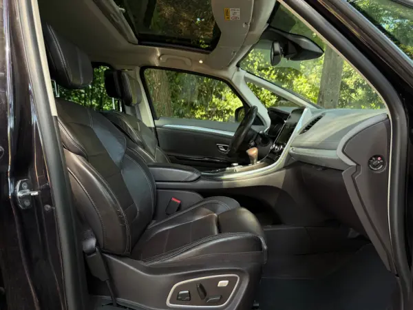 Renault Espace 1.6 dCi Initiale Paris EDC 43