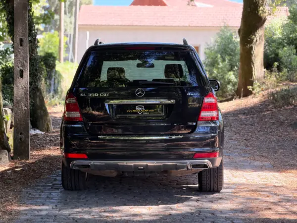 Mercedes-Benz GL 350 CDI BlueEfficiency 6