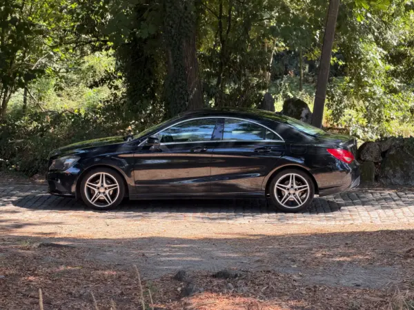 Mercedes-Benz CLA 200 CDI AMG Line 9