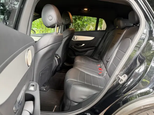 Mercedes-Benz GLC 300 de Coupé 4Matic 29