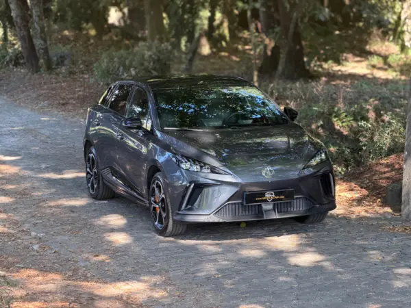 MG MG4 4 EV 64kWh XPower 41