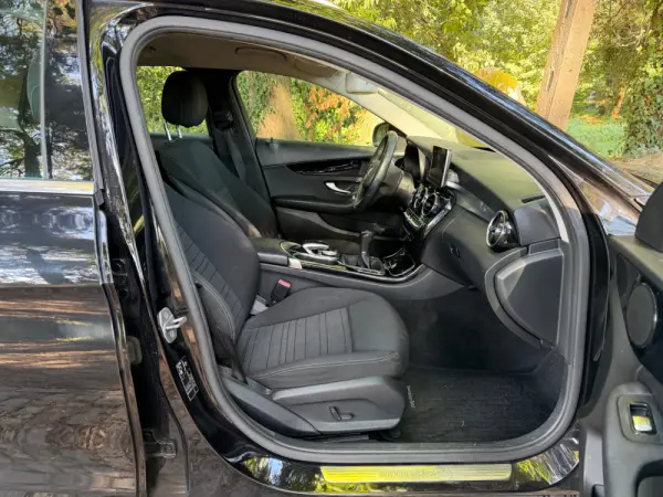 Mercedes-Benz C 200 d Avantgarde 26