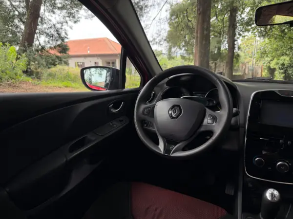 Renault Clio Sport Tourer 17
