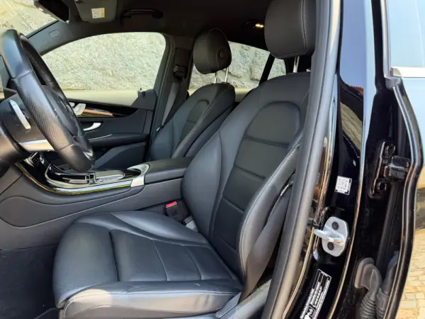 Mercedes-Benz GLC 300 de Coupé 4Matic 35