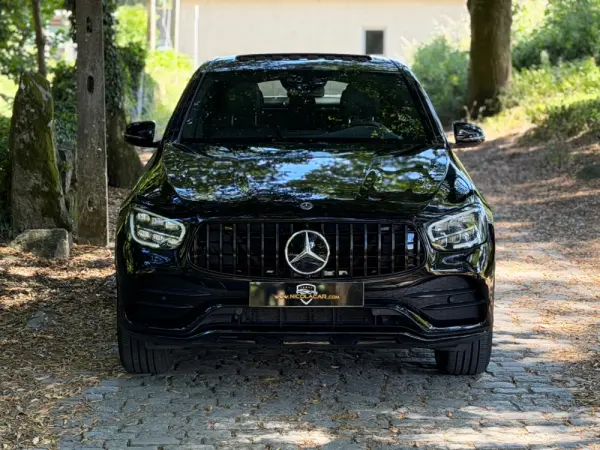 Mercedes-Benz GLC 300 de Coupé 4Matic 44