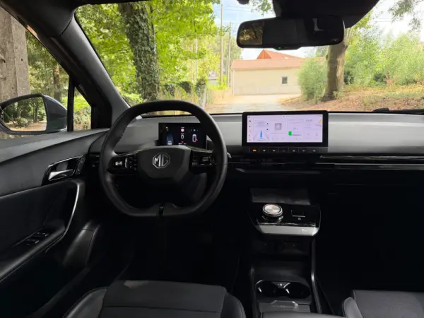 MG MG4 77 kWh Extended Range Luxury 20