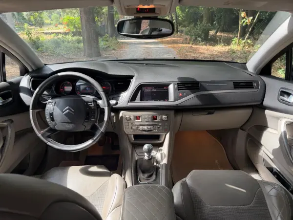 Citroen C5 Tourer 2.0 HDi Exclusive 10