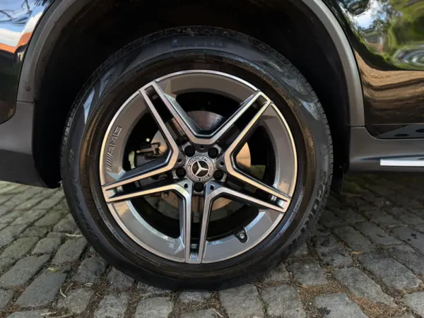 Mercedes-Benz GLC 300 e Coupé 4Matic 15