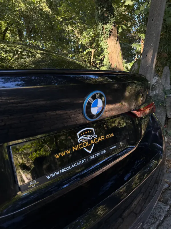 BMW i4 eDrive40 Desportiva M 11