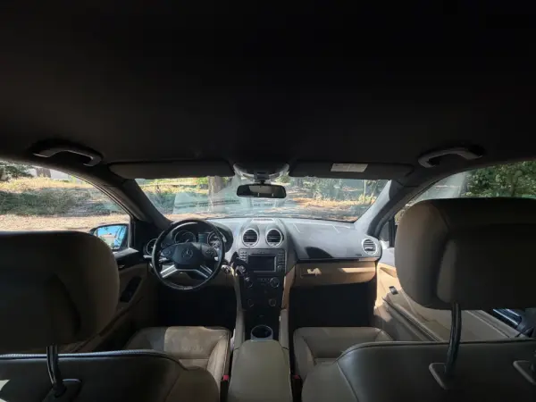 Mercedes-Benz GL 350 CDI BlueEfficiency 26