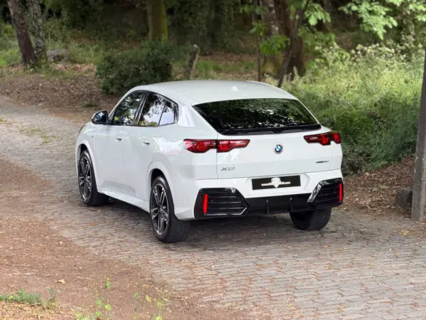 BMW X2 18 d sDrive Auto Pack M 7