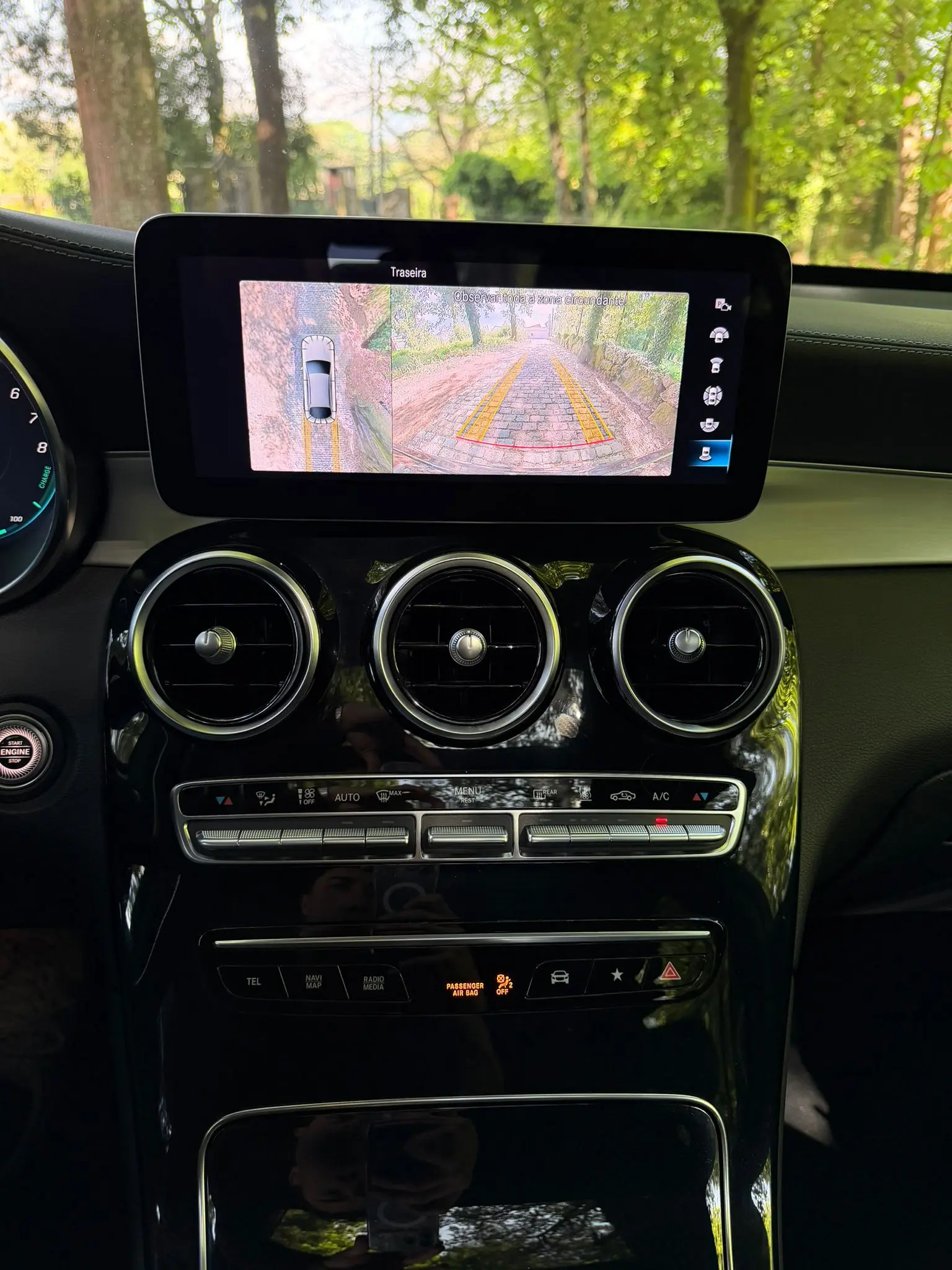 Mercedes-Benz GLC 300 e Coupé 4Matic 27