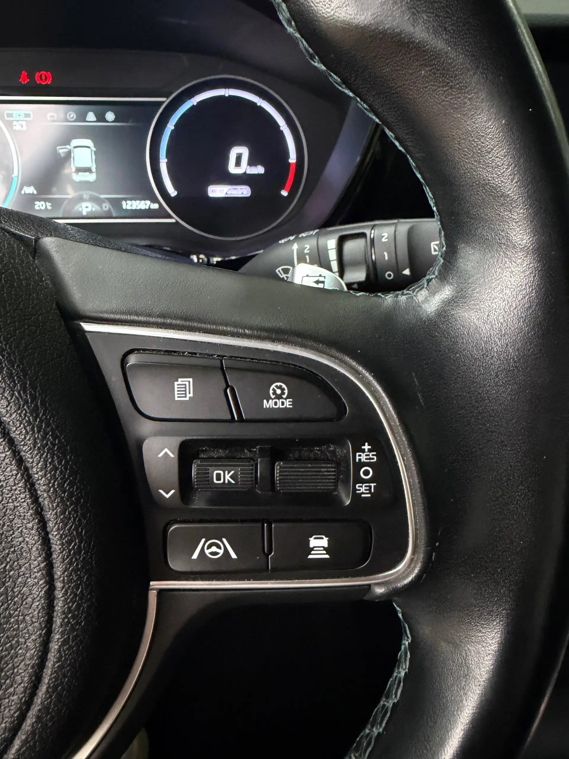 Kia e-Niro 64kWh 16