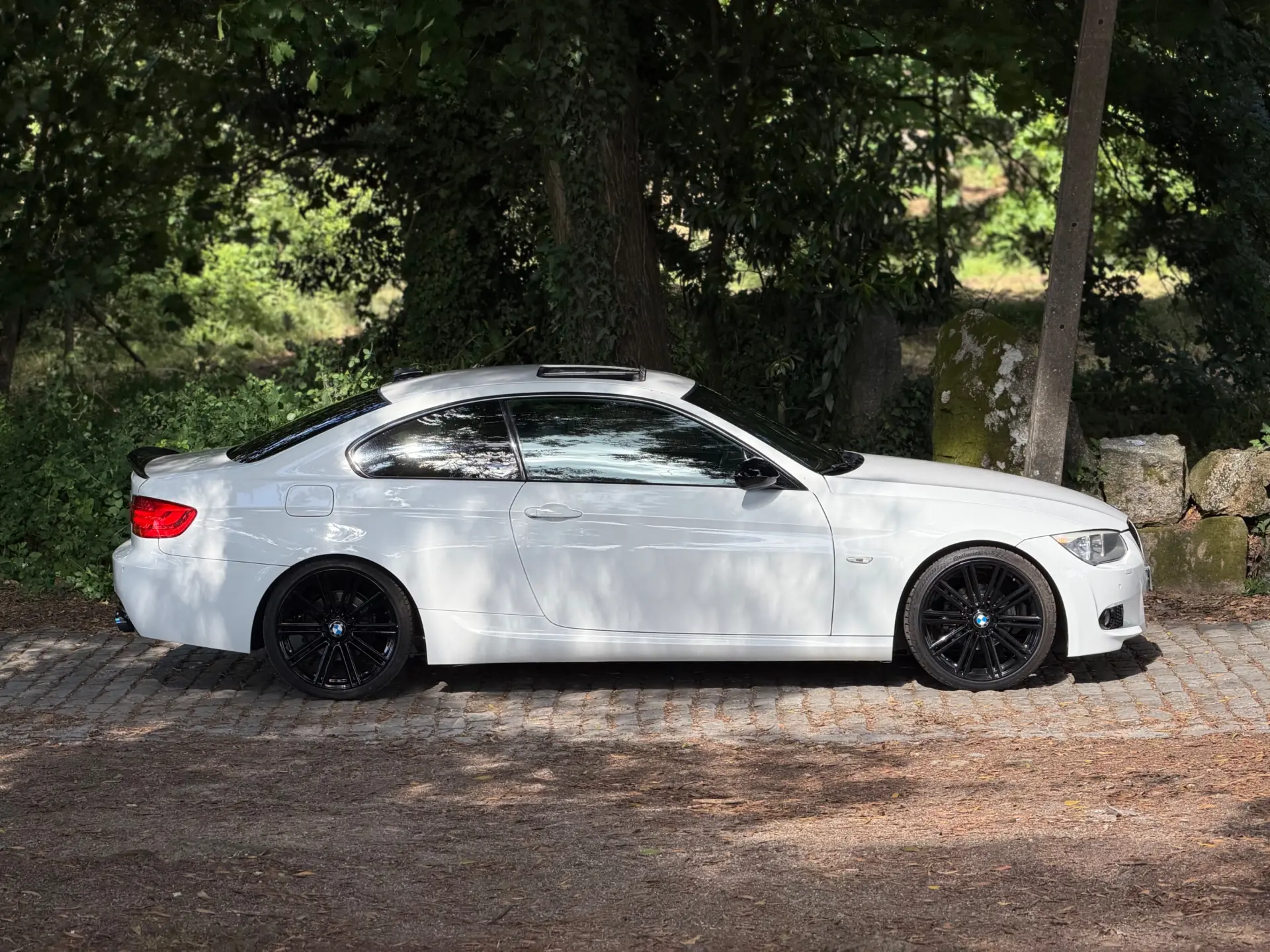 BMW 320 d Coupe 8
