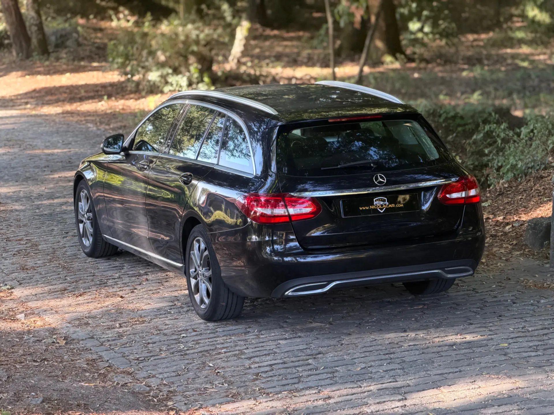 Mercedes-Benz C 200 d Avantgarde 29