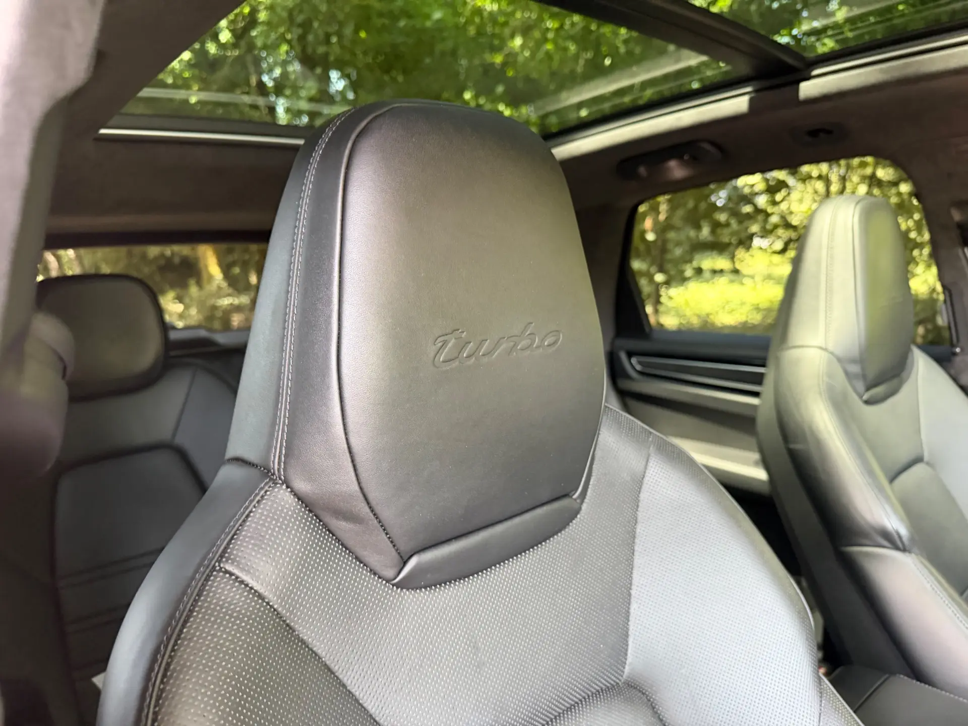 Porsche Cayenne Turbo 40